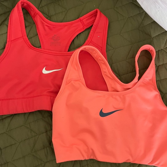 Other - Nike sports bras